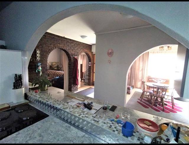 FARM FOR SALE IN VALLEY SETTLEMENT